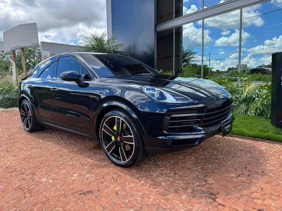 PORSCHE CAYENNE 3.0 V6 E-HYBRID COUPÉ PLATINUM EDITION AWD TIPTRONIC S
